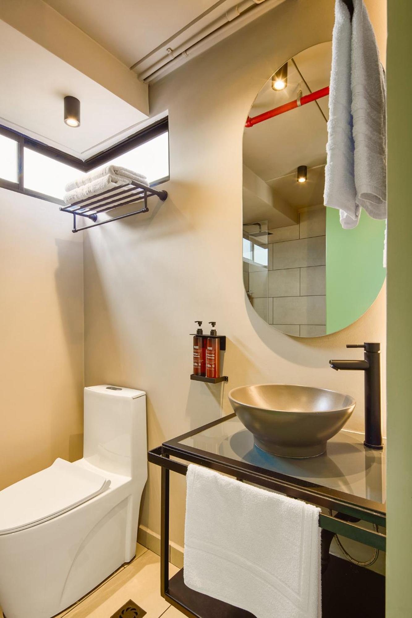 Urbit Social Lofts Hotel Medellin Exterior photo