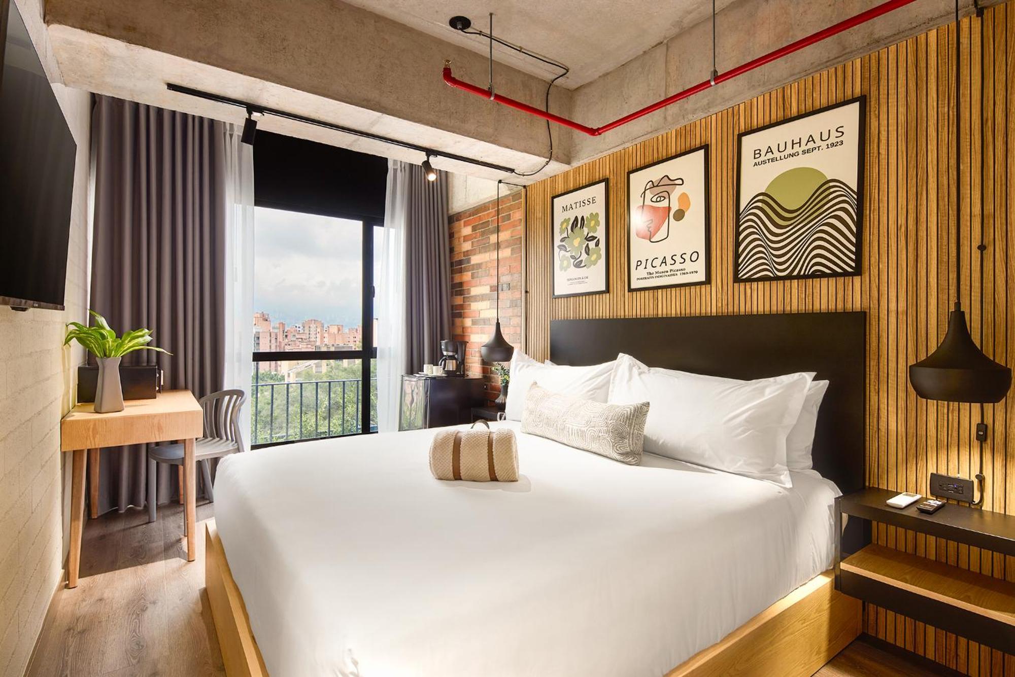 Urbit Social Lofts Hotel Medellin Exterior photo