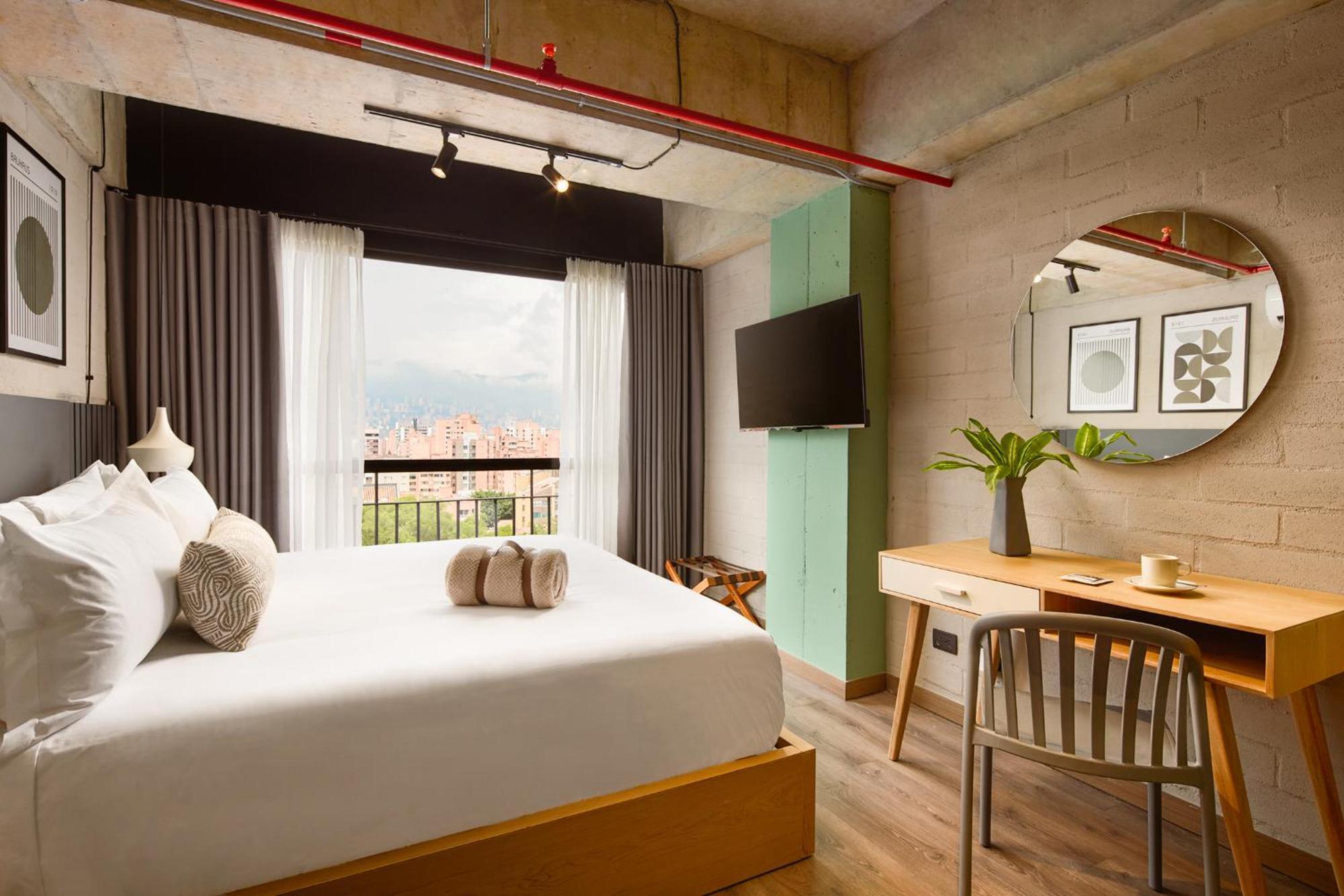 Urbit Social Lofts Hotel Medellin Exterior photo