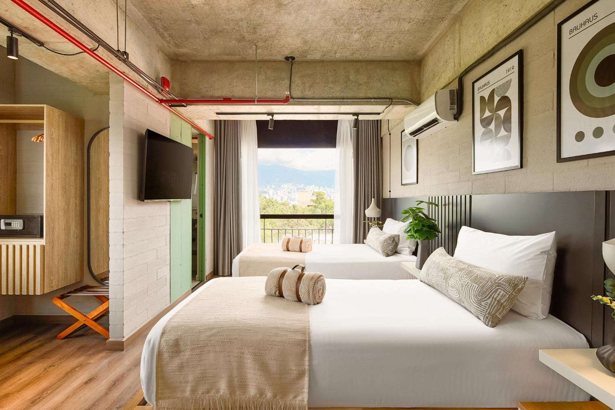 Urbit Social Lofts Hotel Medellin Exterior photo