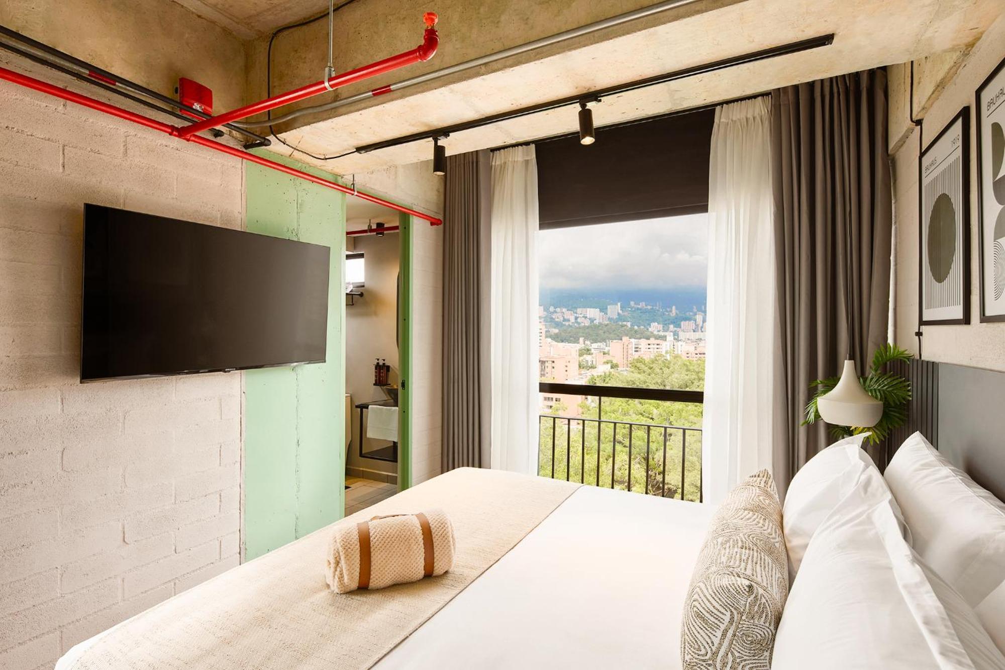 Urbit Social Lofts Hotel Medellin Exterior photo
