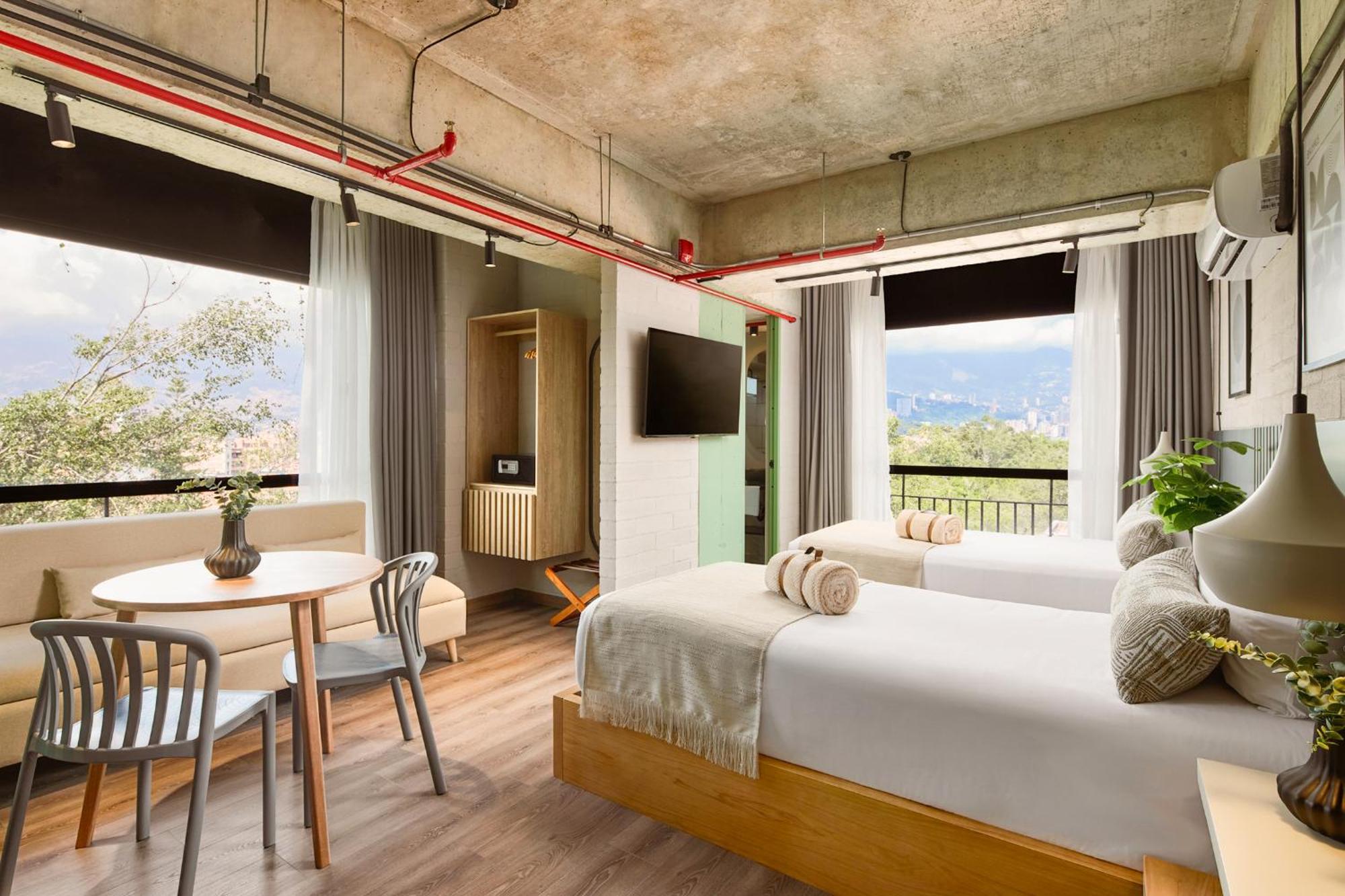 Urbit Social Lofts Hotel Medellin Exterior photo