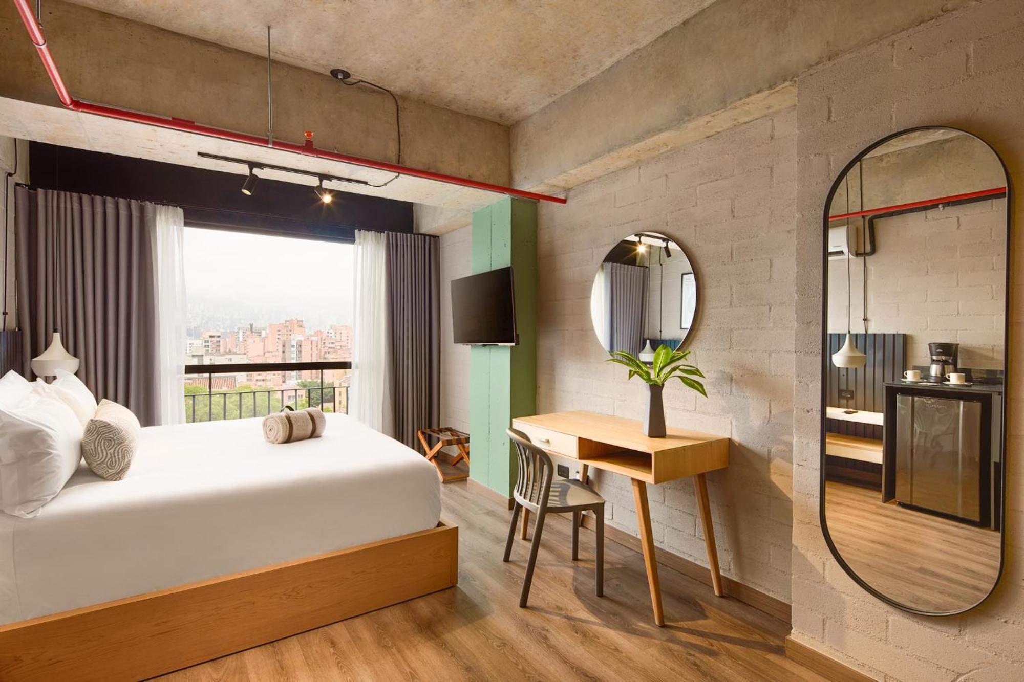 Urbit Social Lofts Hotel Medellin Exterior photo